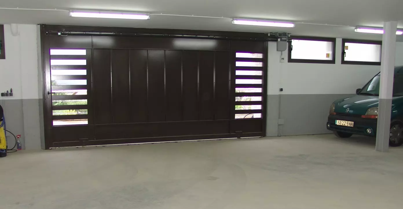 Puertas correderas garaje Albacete